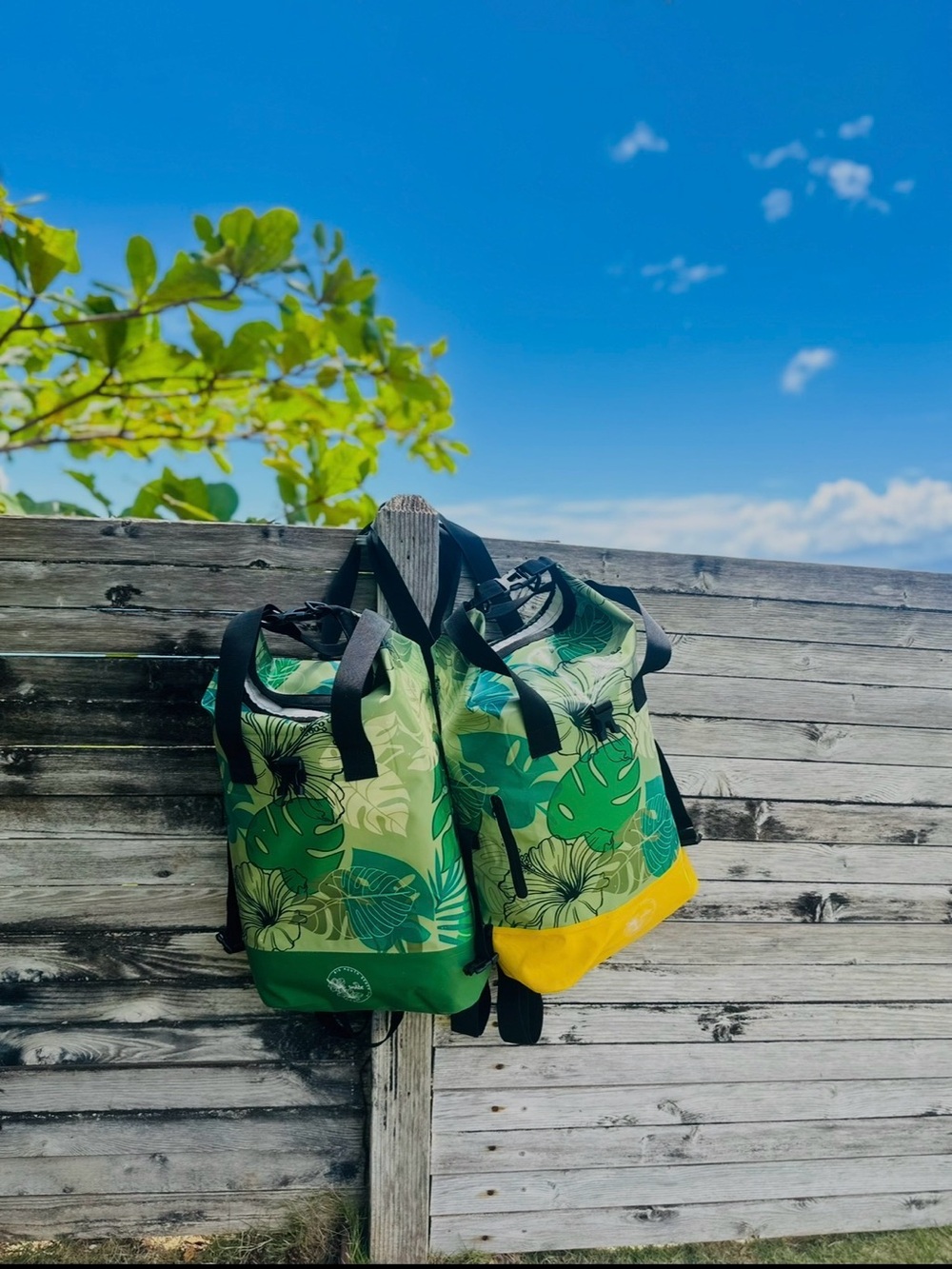Tropical Green & yellow  Backpack/tote bag 
Unisex